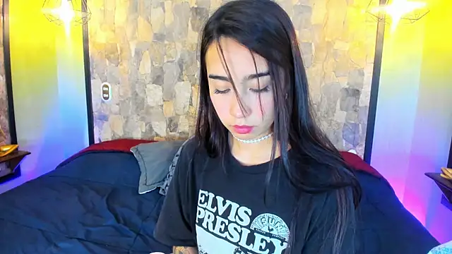 Snapshot of AshleyGross_ chatting on 05.28.26 AshleyGross online show from 05.28.26