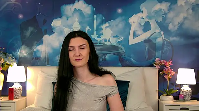 Snapshot of AnnabelRite chatting on 05.14.26 AnnabelRite online show from 05.14.26