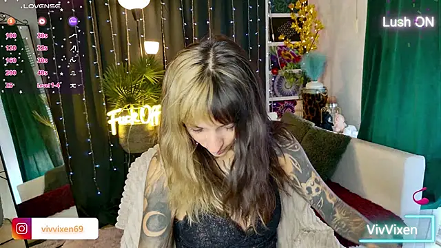 VivVixen online show from 06.19.26