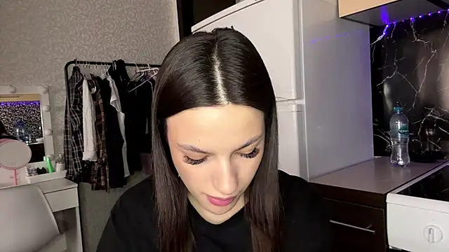 FlorSmalling online show from 04.30.26