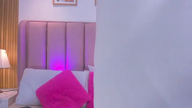 Snapshot of Megann_Rousee chatting on 05.19.26 Megann Rousee online show from 05.19.26