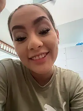 Snapshot of Megann_Rousee chatting on 06.13.26 Megann Rousee online show from 06.13.26
