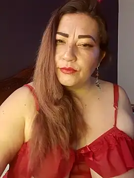 Snapshot of Morchis_esmeralda chatting on 07.25.26 Morchis esmeralda online show from 07.25.26