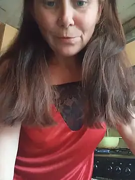 Snapshot of MerelinMILf2 chatting on 05.29.26 MerelinMILf2 online show from 05.29.26
