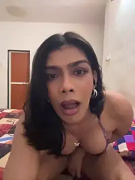 Snapshot of Mayra_xx chatting on 05.24.26 Mayra xx online show from 05.24.26