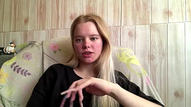 Snapshot of Malinwitch chatting on 07.04.26 Malinwitch online show from 07.04.26