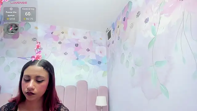 Snapshot of Miabloom19_ chatting on 07.22.26 Miabloom19 online show from 07.22.26