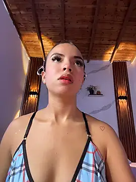 Snapshot of catalina_lafer chatting on 07.16.26 catalina lafer online show from 07.16.26