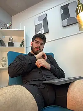 Snapshot of DomBoy_ chatting on 06.13.26 DomBoy online show from 06.13.26