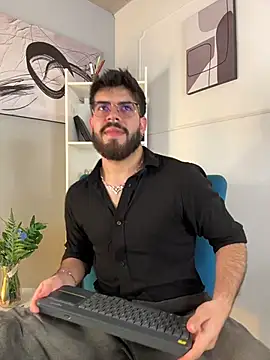 Snapshot of DomBoy_ chatting on 06.14.26 DomBoy online show from 06.14.26