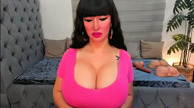 Snapshot of PlayfullMaria chatting on 12.08.24 PlayfullMaria online show from 12.08.24