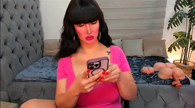 Snapshot of PlayfullMaria chatting on 12.22.24 PlayfullMaria online show from 12.22.24