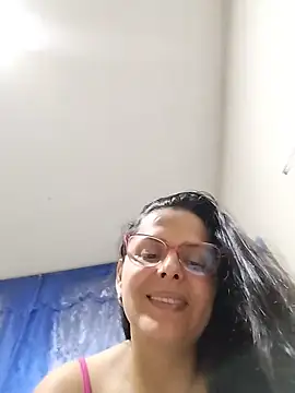 Snapshot of Bella_Morena27 chatting on 05.04.26 Bella Morena27 online show from 05.04.26