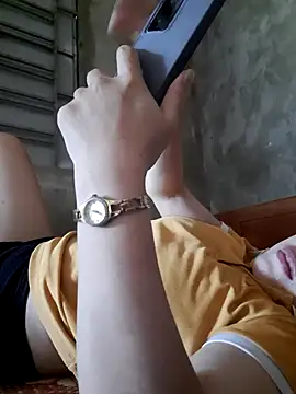 Snapshot of linhkun1 chatting on 05.27.26 linhkun1 online show from 05.27.26