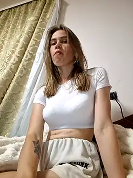 Lisahoppii online show from 05.21.26