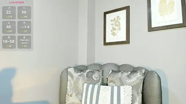 Snapshot of Roxanna_moore chatting on 07.16.26 Roxanna moore online show from 07.16.26