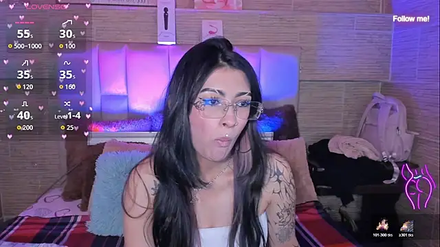 Snapshot of mia_smoke_ chatting on 07.26.26 mia smoke online show from 07.26.26