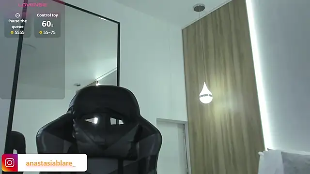anastasiarouge  online show from 05.01.26
