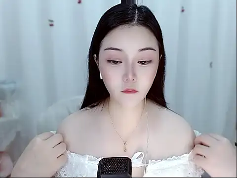 Amy-cnbaby online show from 05.13.26