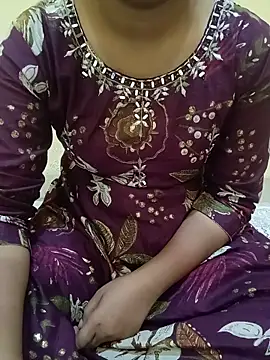 Snapshot of Seema_yadav01 chatting on 05.21.26 Seema yadav01 online show from 05.21.26