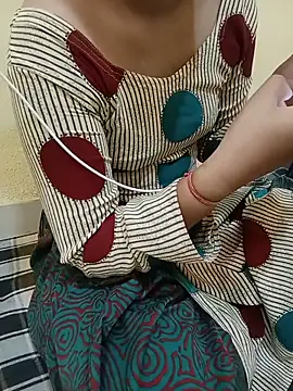 Snapshot of Seema_yadav01 chatting on 06.15.26 Seema yadav01 online show from 06.15.26