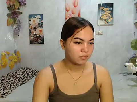Snapshot of ur_asiankat chatting on 06.27.26 ur asiankat online show from 06.27.26