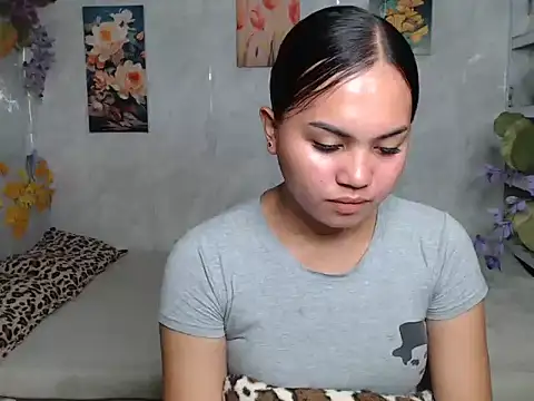 Snapshot of ur_asiankat chatting on 07.30.26 ur asiankat online show from 07.30.26