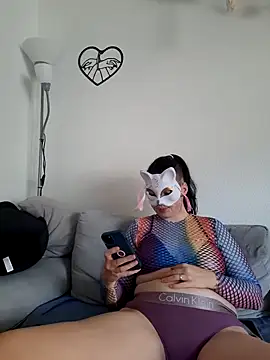Midnight Feet online show from 06.22.26