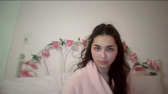 Snapshot of yourbella37 chatting on 05.06.26 yourbella37 online show from 05.06.26