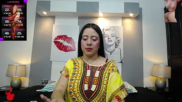 Snapshot of _tamara_priya_ chatting on 05.23.26 tamara priya online show from 05.23.26