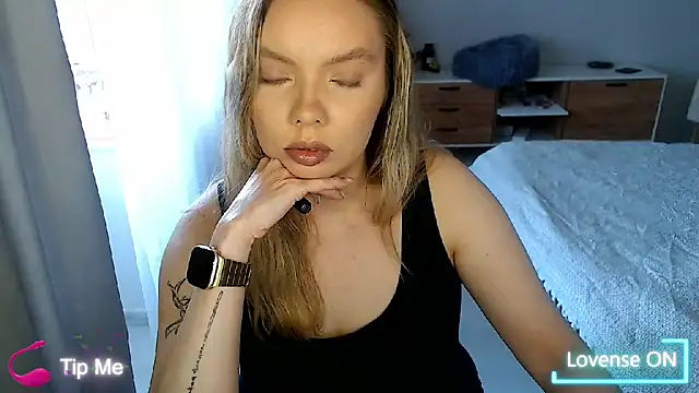 PolinaXXXXXJones online show from 05.15.26