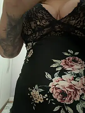 Snapshot of Mariiii_morena chatting on 07.01.26 Mariiii morena online show from 07.01.26