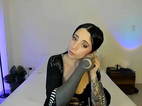 EvangelineLoveee online show from 06.01.26