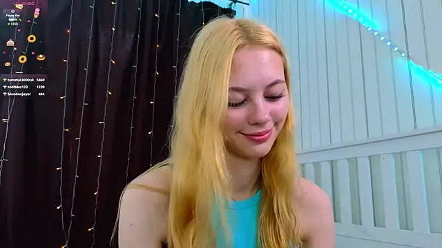Snapshot of HarriettKitty chatting on 08.02.26 HarriettKitty online show from 08.02.26