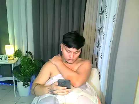 Ashtonfuckingboi online show from 05.14.26