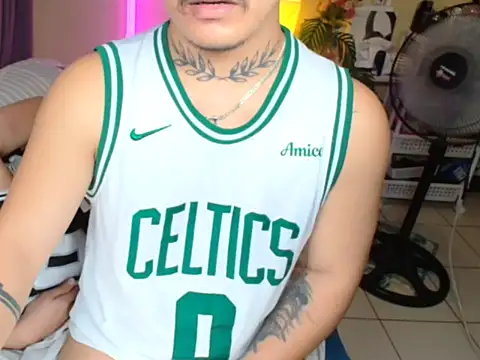 Snapshot of Ashtonfuckingboi chatting on 07.28.26 Ashtonfuckingboi online show from 07.28.26