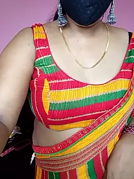 Snapshot of Polly-bhabi chatting on 05.26.26 Polly-bhabi online show from 05.26.26
