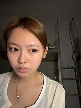 Snapshot of keke-20081130 chatting on 05.05.26 keke-20081130 online show from 05.05.26