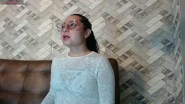 Snapshot of koko15_ chatting on 05.30.26 koko15 online show from 05.30.26