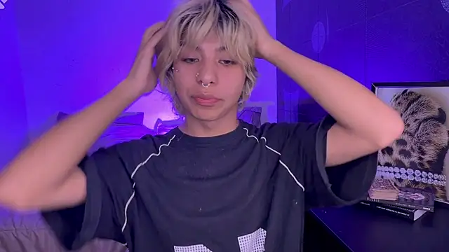 Aronn 44 online show from 05.13.26
