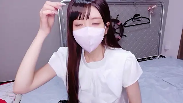 Snapshot of hina_mochi chatting on 07.19.26 hina mochi online show from 07.19.26