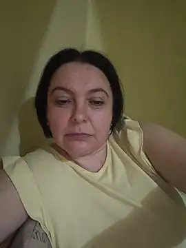 Snapshot of EmmaEmmy40 chatting on 05.12.26 EmmaEmmy40 online show from 05.12.26
