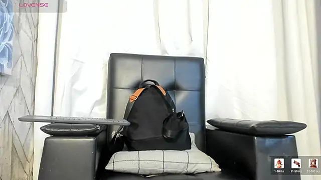 Snapshot of Jaadewest chatting on 07.22.26 Jaadewest online show from 07.22.26