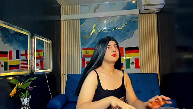 Snapshot of Gaby_Gil_ chatting on 06.19.26 Gaby Gil online show from 06.19.26