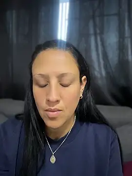 Snapshot of Cloe-Fire chatting on 05.23.26 Cloe-Fire online show from 05.23.26