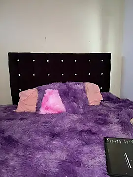 Snapshot of stefania_pink chatting on 05.29.26 stefania pink online show from 05.29.26