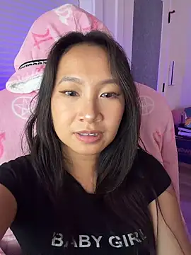 petiteTai online show from 05.13.26