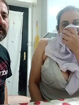 Snapshot of Papisxx chatting on 05.15.26 Papisxx online show from 05.15.26