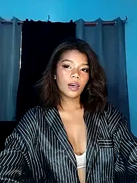 Snapshot of charlene_pretty chatting on 06.28.26 charlene pretty online show from 06.28.26