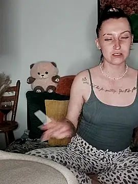 Goddessm00n1 online show from 05.15.26